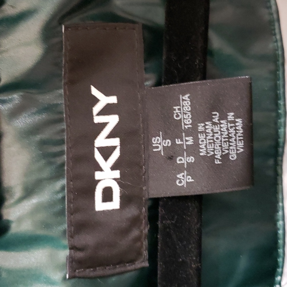 DKNY Forest Green Puffer Style Short Jacket, Faux Fur Trim Hood, S - Picture 2 of 9